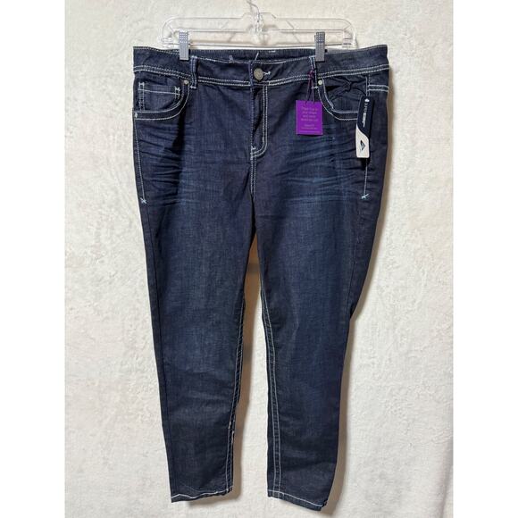 Lane Bryant Genius Fit Staright Fit Skinny Dark Blue Jeans Short 20 *NWT - Picture 1 of 9